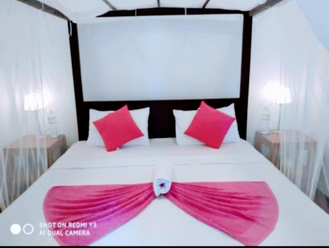 Beach House Kalukatiya - Family Villa, Seaview Room, Garden Room Диквелла Экстерьер фото